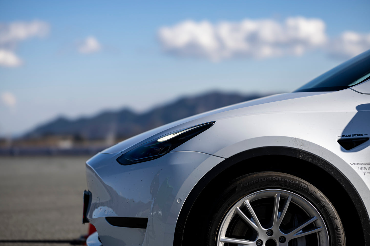 Low form spring kit for ModelY